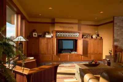 Woodharbor Design Showroom - Kitchen Remodeling in Mason City, IA
