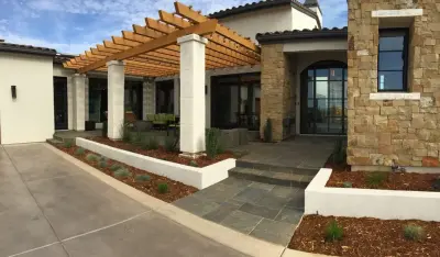 L U G O : D e S I G N - Landscape Construction in Loomis, CA