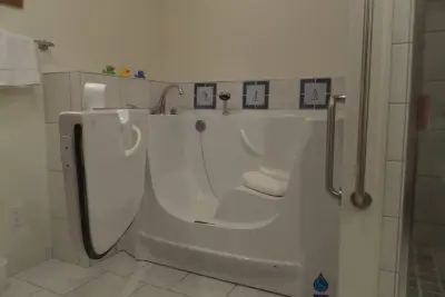 Grand Bay Building and Remodeling - Bathroom Remodeling in Traverse City, MI