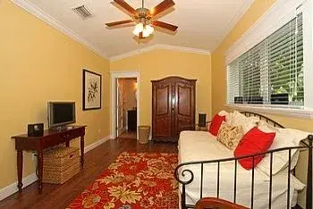 Michael Fine Architecture - Design-Build Services in Miami, FL
