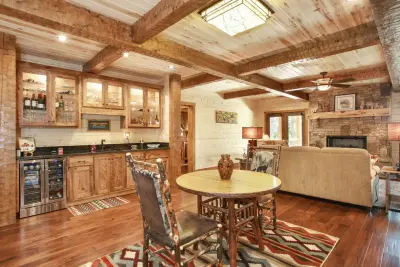 Satterwhite Log Homes - Carpentry & Woodworking in Longview, TX