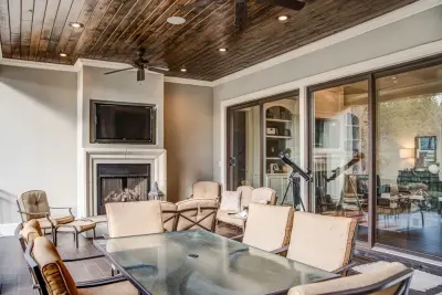 Timeless Transitional Bespoke Residence — Design-Build Services project by M & R Sarver Construction