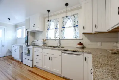 Comfortable Artisan — Design-Build Services project by Hellings & Neal Design-Build