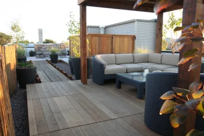 Edgewater Nightspot — Landscape Design project by Chicago Specialty Gardens, Inc. in Chicago