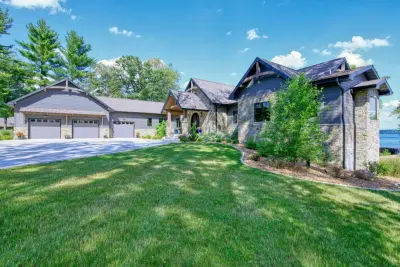 Wisconsin Log Homes Inc - Carpentry & Woodworking in Green Bay, WI