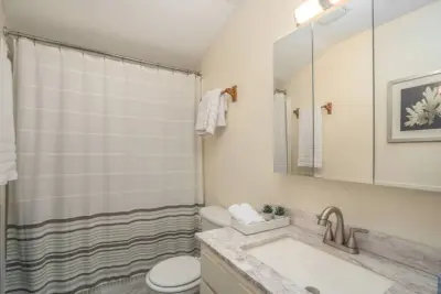 Leisure Blvd - Bathroom Remodeling in Houston, TX