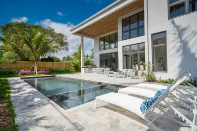 Boca Raton, Florida - April 2017 by Alpha Woodwork Inc.
