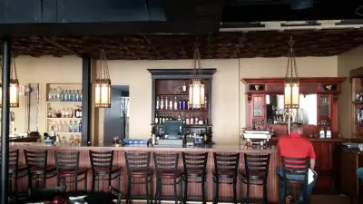 Circus Grill & Bar / Short North — Carpentry & Woodworking project by Norwegian Wood