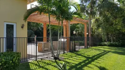 Parkland Arbor — Carpentry & Woodworking project by Alpha Woodwork Inc.