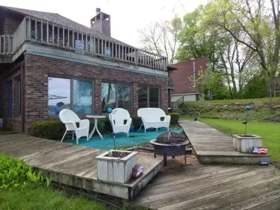 Transformation of Lake Residence by Stony Creek Landscapes