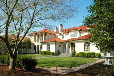 Maggert Home — Landscape Design project by Garry Menendez Landscape Architecture