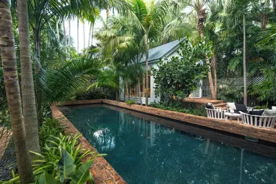 Traditional Key West by Craig Reynolds Landscape Architecture