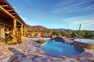 Hue in the Desert — Landscape Design project by Denomy Designs