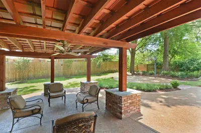 Enclosed Patio and Basketball Area - East Memphis, TN by Covenant Pool And Landscape