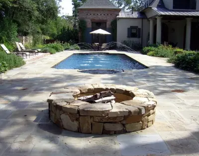 Rivercrest Drive East — Landscape Design project by Fischer Schalles