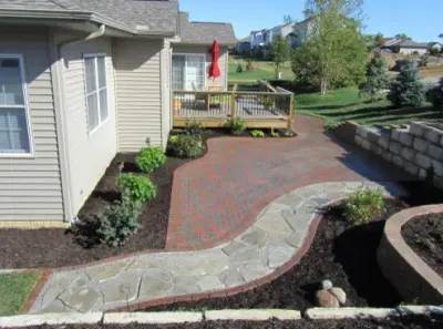 Mark Hoerr Landscaping Inc - Tree & Shrub Care in Peoria, IL