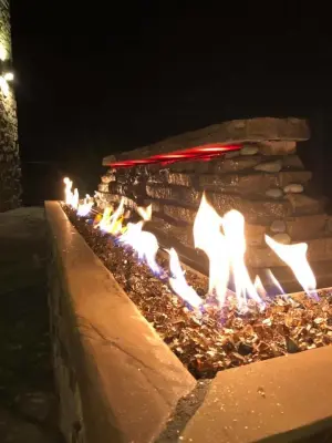 The Masons Co and Dionysian Artificers Landscape - Custom Home Builders in Leawood, KS