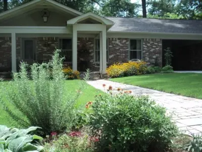 Madison Entrance Landscape Redesign — Landscape Design project by MRC Landscape Architecture