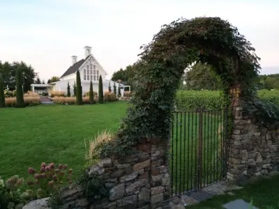 HOLMGREN Luxury Exterior Design - Landscape Construction in Wilmington, NC