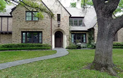 Historic Lake Avenue — Landscape Design project by Fischer Schalles