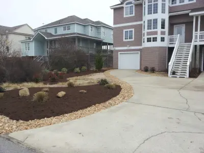 Living Oaks Landscaping - Tree & Shrub Care in Kitty Hawk, NC