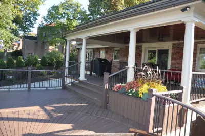 Pittsburgh - Peter's Township - Deck and Roof Lounge — Landscape Design project by Karl Steinmetz Landscape Architect