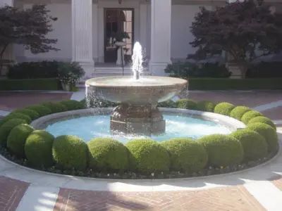 The Masons Co and Dionysian Artificers Landscape - Custom Home Builders in Leawood, KS