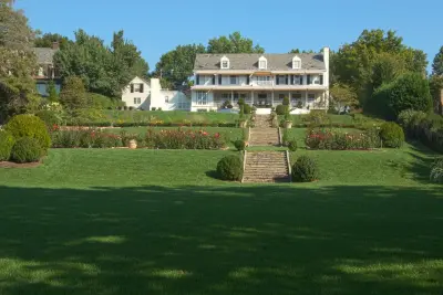 The House by the River — Landscape Design project by Hedstrom Design