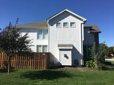 Absolute Roofing LLC - Roofing & Gutter Services in Elkhorn, NE