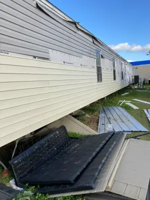 Big Dog Construction LLC - Roofing & Gutter Services in Carthage, MS