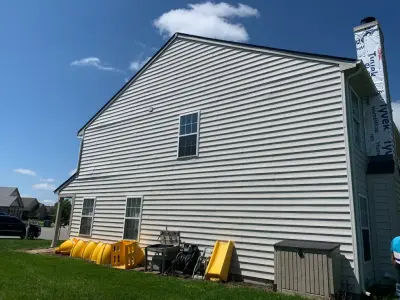 Roofing Express LLC - Roofing & Gutter Services in Zionsville, IN