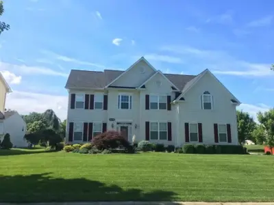 Maine Roofing Scapes & Repairs - Roofing & Gutter Services in Turner, ME