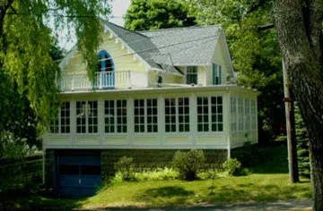 R W Mulligan Co Inc - Roofing & Gutter Services in Riverhead, NY