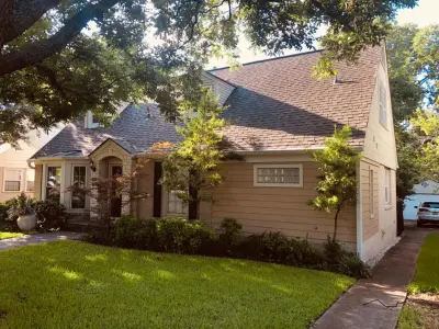 Extra Mile Construction - Roofing & Gutter Services in Dallas, TX