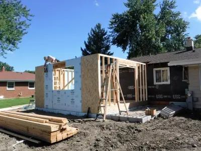 Bulldog Builders LLC - Roofing & Gutter Services in Big Bend, WI