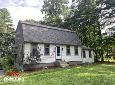 Waterman Building & Remodeling - Roofing & Gutter Services in Middleboro, MA