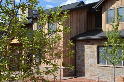 Seamless Design Inc - Roofing & Gutter Services in Silt, CO