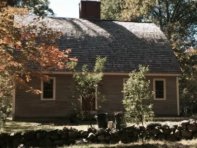 DC Moran Construction - Roofing & Gutter Services in Manchester, NH