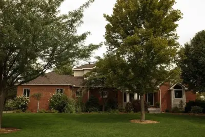 Presidential IR Color by CertainTeed in Autumn Blend — Roofing & Gutter Services project by Rhoden Roofing