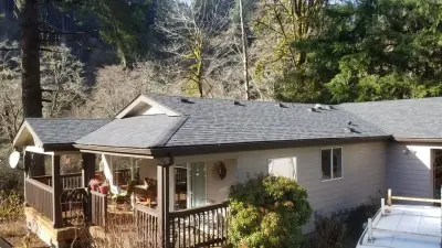 Alamo Roofing Llc - Roofing & Gutter Services in Philomath, OR