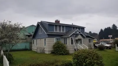 Alamo Roofing Llc - Roofing & Gutter Services in Philomath, OR