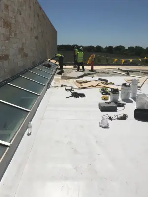 Barney Roofing Services - Roofing & Gutter Services in Woodland Hills, CA