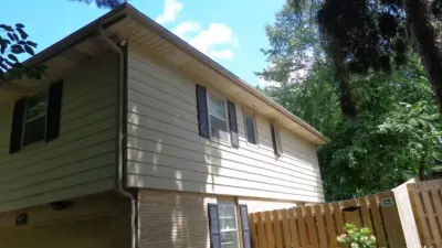 Hometown Roofing - Siding & Exterior Remodeling in Omaha, NE