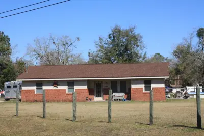 SNC Square, LLC - Roofing & Gutter Services in Jacksonville, FL