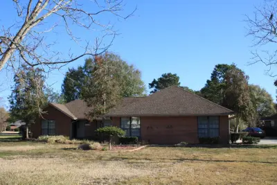SNC Square, LLC - Roofing & Gutter Services in Jacksonville, FL