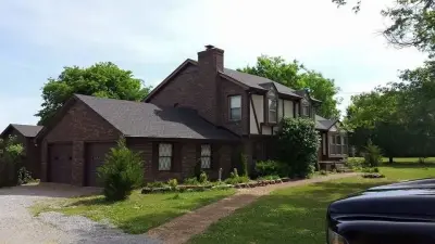 Oltman Roofing - Roofing & Gutter Services in Christiana, TN
