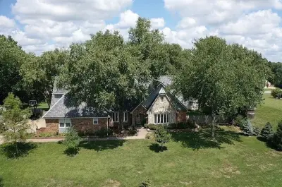 Easton Roofing - Insulation Installation in Kansas City, MO