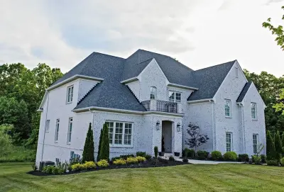 Five Points Roofing Company - Roofing & Gutter Services in Franklin, TN