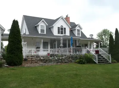 Royalty Roofing - Roofing & Gutter Services in Seymour, IN