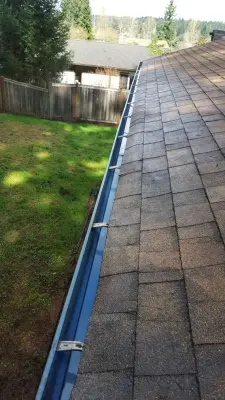 Moss Defender Roof and Gutter Cleaning LLC - Roofing & Gutter Services in Sultan, WA